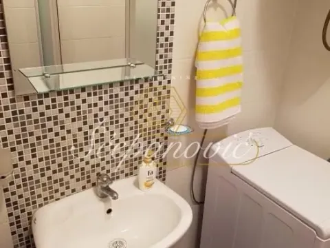 Prodaja, dvosoban stan, 45m², Bulevar Evrope, Novi Sad Sve Podlokacije - image 5