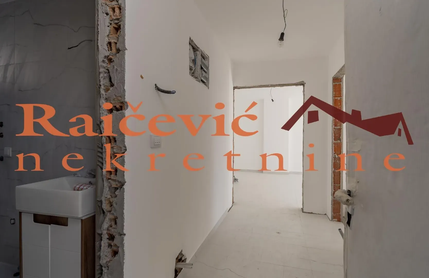 Prodaja, trosoban stan, 80m², Grocka, Beograd