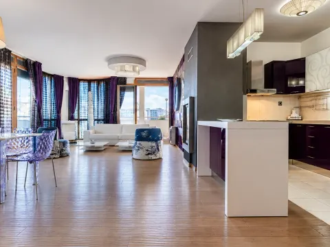 Sale, three bedroom apartment, 140m², Preko Morače, Podgorica - image 2