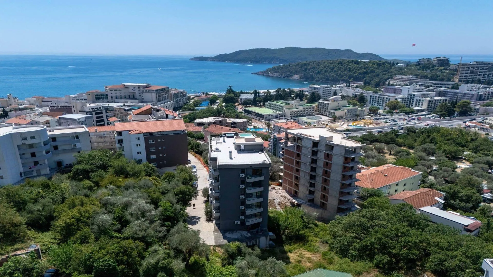 Sale, three bedroom apartment, 125m², Bečići, Budva