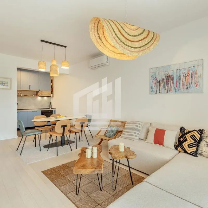 Prodaja, dvosoban stan, 72m², Tivat, Crna Gora