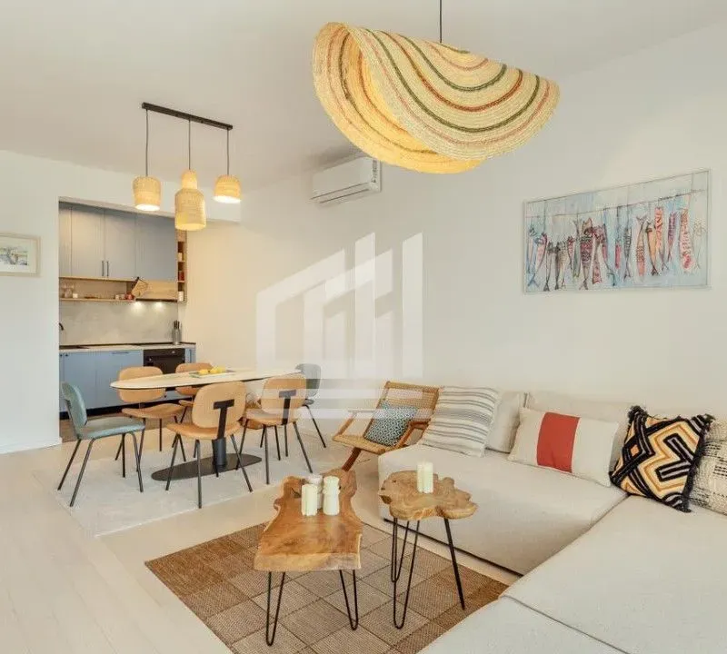 Prodaja, dvosoban stan, 72m², Tivat, Crna Gora