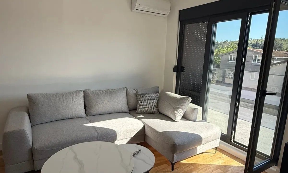 Rent, one bedroom apartment, 45m², Zagorič, Podgorica