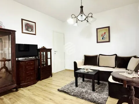 Rent, one bedroom apartment, 41m², Dalmatinska ulica, Podgorica - image 1