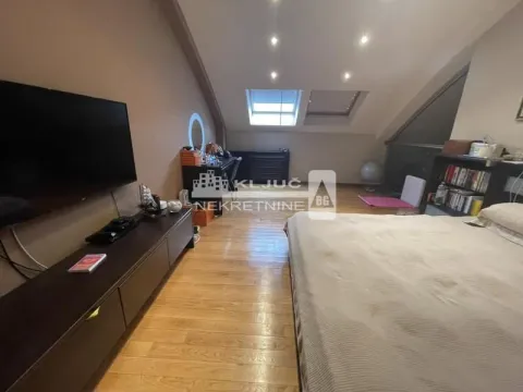 Sale, apartment, 340m², Kalenić Pijaca, Vračar Sve Podlokacije - image 20