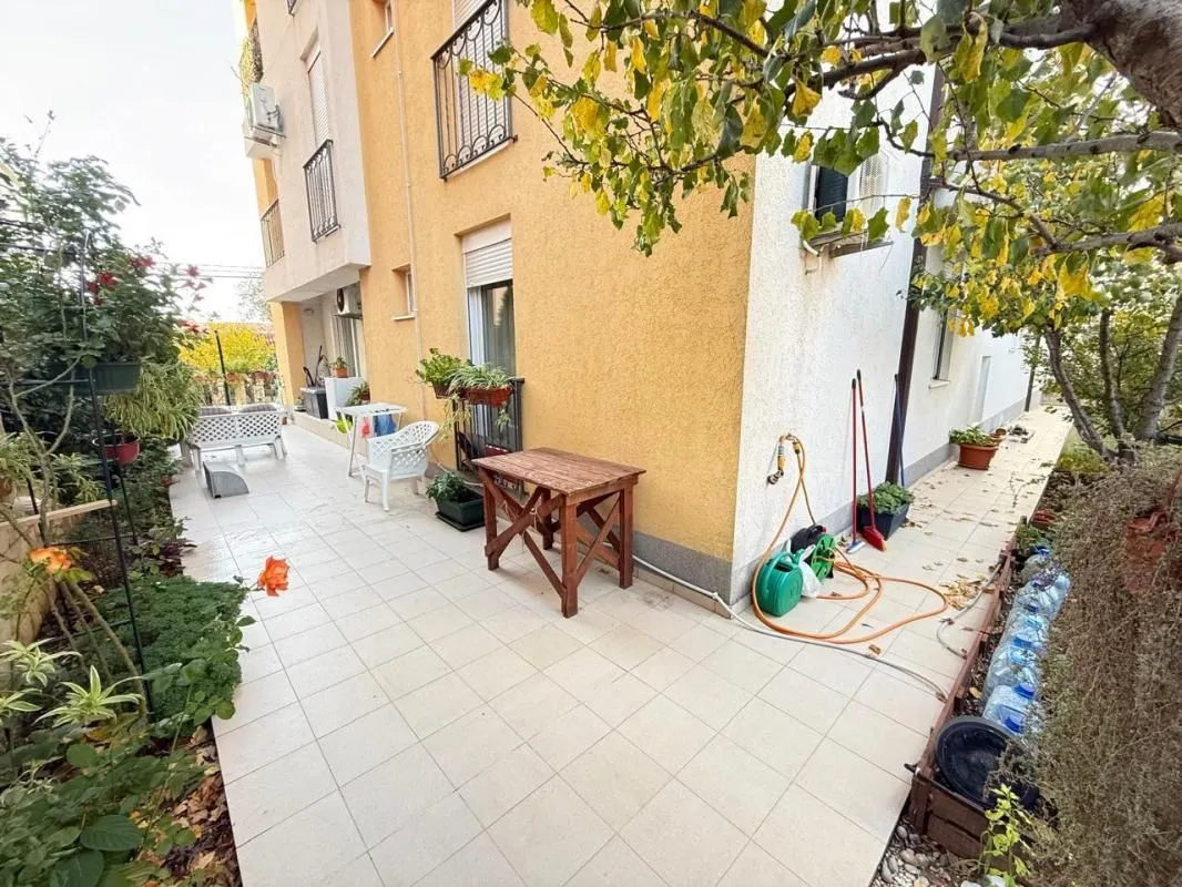 Prodaja, dvosoban stan, 107m², Dobra Voda, Budva