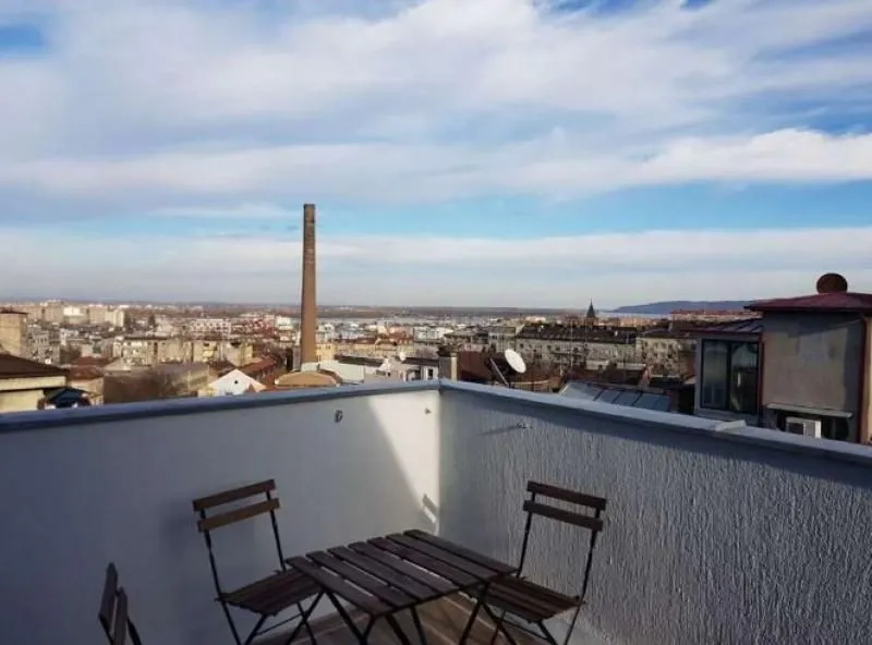 Izdavanje, dvosoban stan, 50m², Stari Grad, Beograd