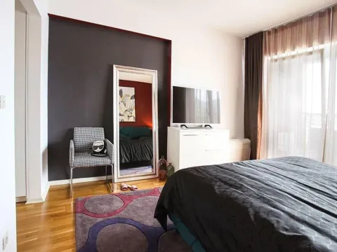 Izdavanje, trosoban stan, 198m², Budva, Crna Gora - image 26