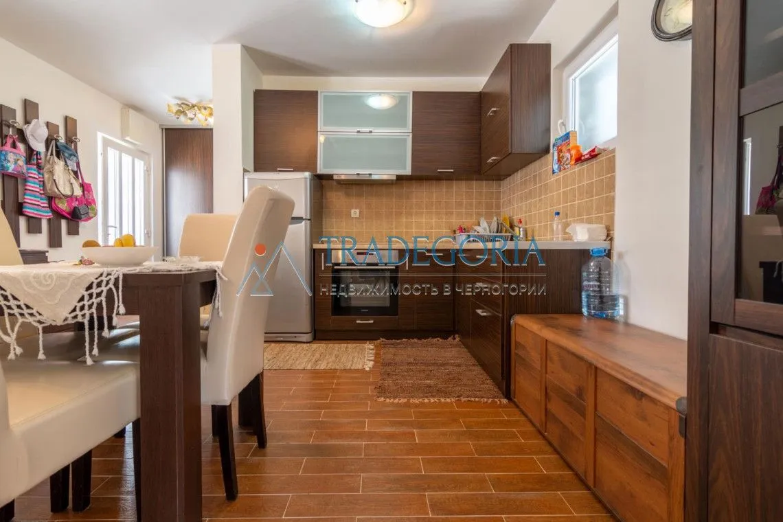 Prodaja, kuća, 267m², Tivat, Crna Gora