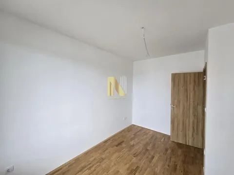 Prodaja, četvorosoban stan, 82m², Mišeluk, Petrovaradin - image 6