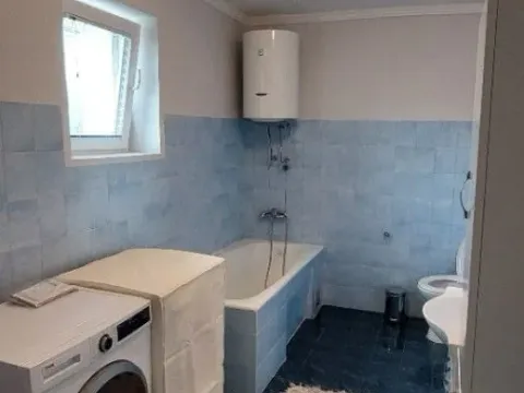 Izdavanje, dvosoban stan, 90m², Cetinje, Crna Gora - image 12