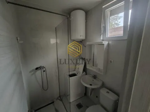 Izdavanje, garsonjera, 28m², Central Point, Podgorica - image 4