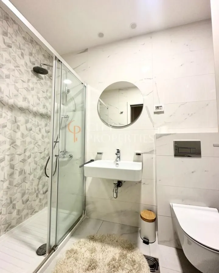 Izdavanje, stan, 49m², Central Point, Podgorica