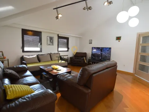 Three Bedroom Apartment for Sale, 91m2, Blok 9, Podgorica Three Bedroom Apartment for Sale, 91m2, Blok 9, Podgorica