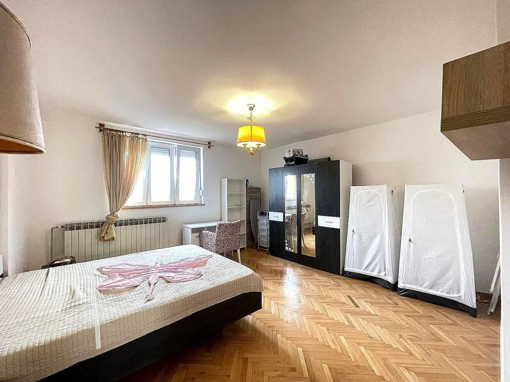 Sale, four bedroom apartment, 91m², Vračar Sve Podlokacije, Beograd