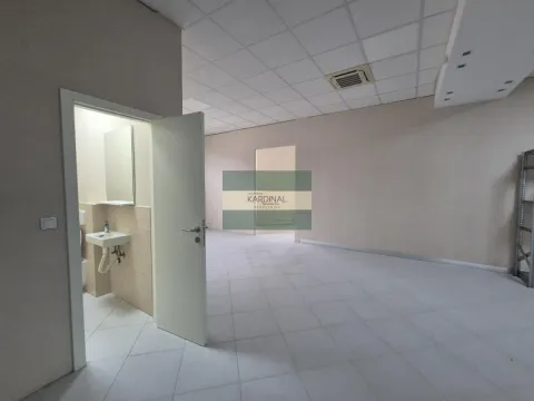 Rent, office space, 108m², Centar, Ćuprija - image 13