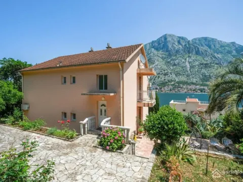 Prodaja, kuća, 172m², Muo, Kotor - image 11