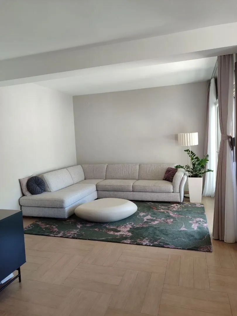 Prodaja, trosoban stan, 114m², Dobrota, Kotor