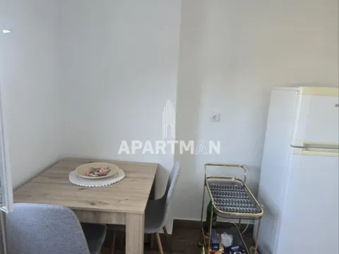 Izdavanje, jednosoban stan, 29m², Savski Venac, Beograd - image 5