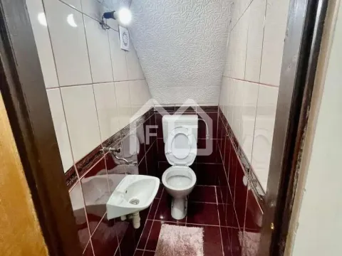 Izdavanje, kuća, 80m², Zemun Gornji Grad, Zemun Sve Podlokacije - image 18