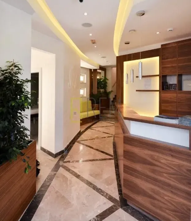 Rent, hospitality venue, 1030m², Centar, Budva