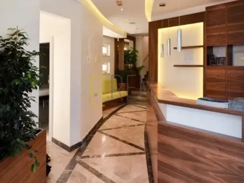 Izdavanje, ugostiteljski objekat, 1030m2, Centar, Budva Izdavanje, ugostiteljski objekat, 1030m2, Centar, Budva