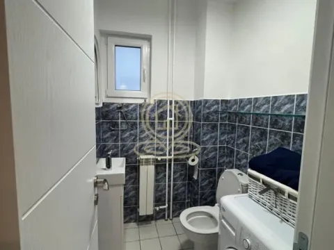 Izdavanje, trosoban stan, 120m², Savski Venac, Beograd - image 18