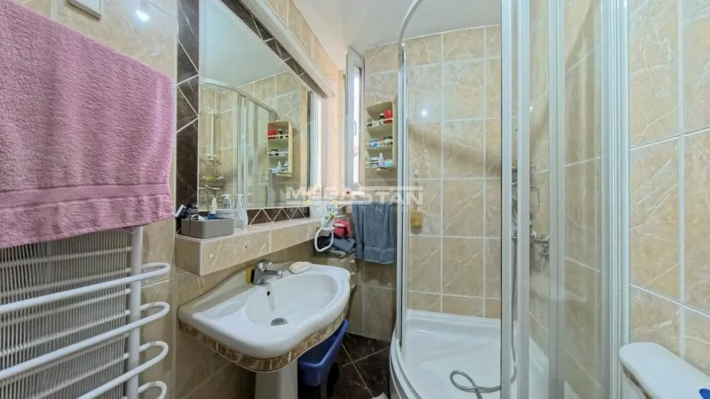 Sale, apartment, 109m², Stari Grad, Beograd