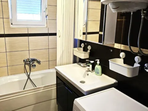 Sale, apartment, 80m², Zagorič, Podgorica - image 9