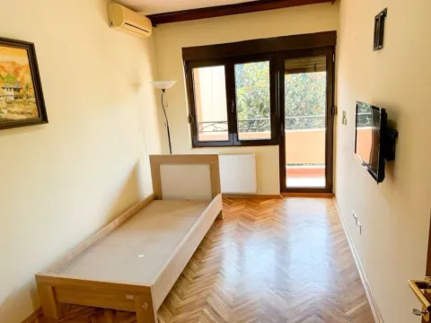 Prodaja, kuća, 200m², Gorica C, Podgorica - image 9