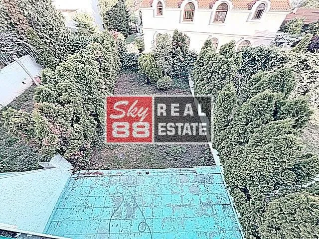 Rent, house, 210m², Savski Venac, Beograd