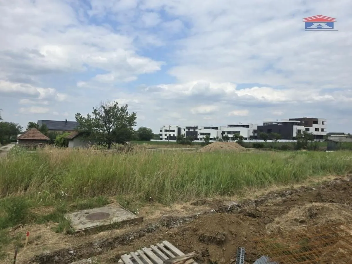 Prodaja, plac, 606m², Petrovaradin, Novi Sad