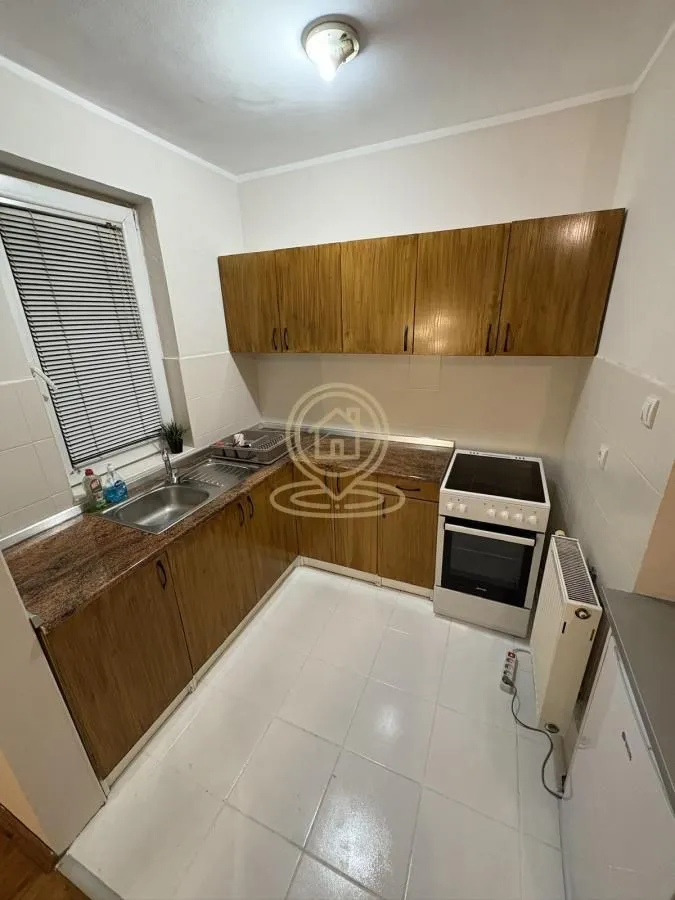 Izdavanje, jednosoban stan, 45m², Centar, Novi Sad