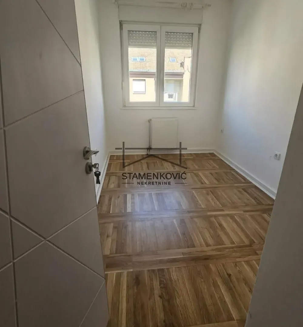 Prodaja, dvosoban stan, 37m², Nova Detelinara, Novi Sad Sve Podlokacije