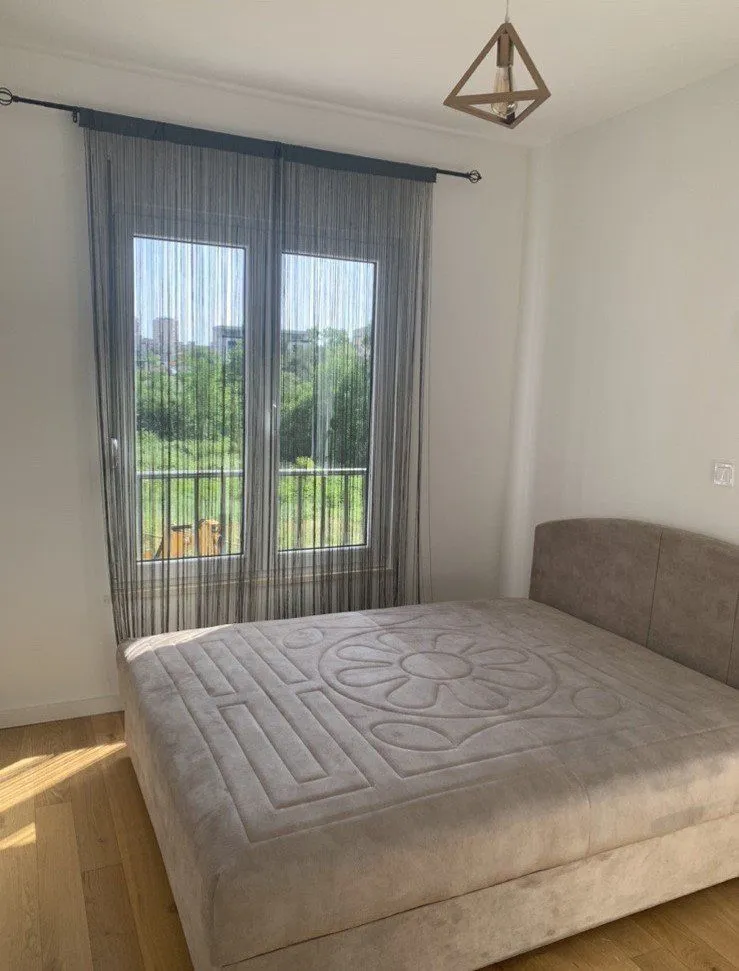 Izdavanje, jednosoban stan, 42m², Centar, Podgorica