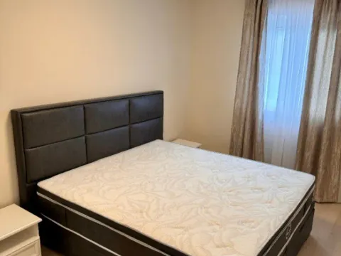 Izdavanje, trosoban stan, 100m², Podgorica, Crna Gora - image 4