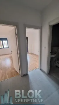 Rent, one bedroom apartment, 47m², Stari Aerodrom, Podgorica - image 4