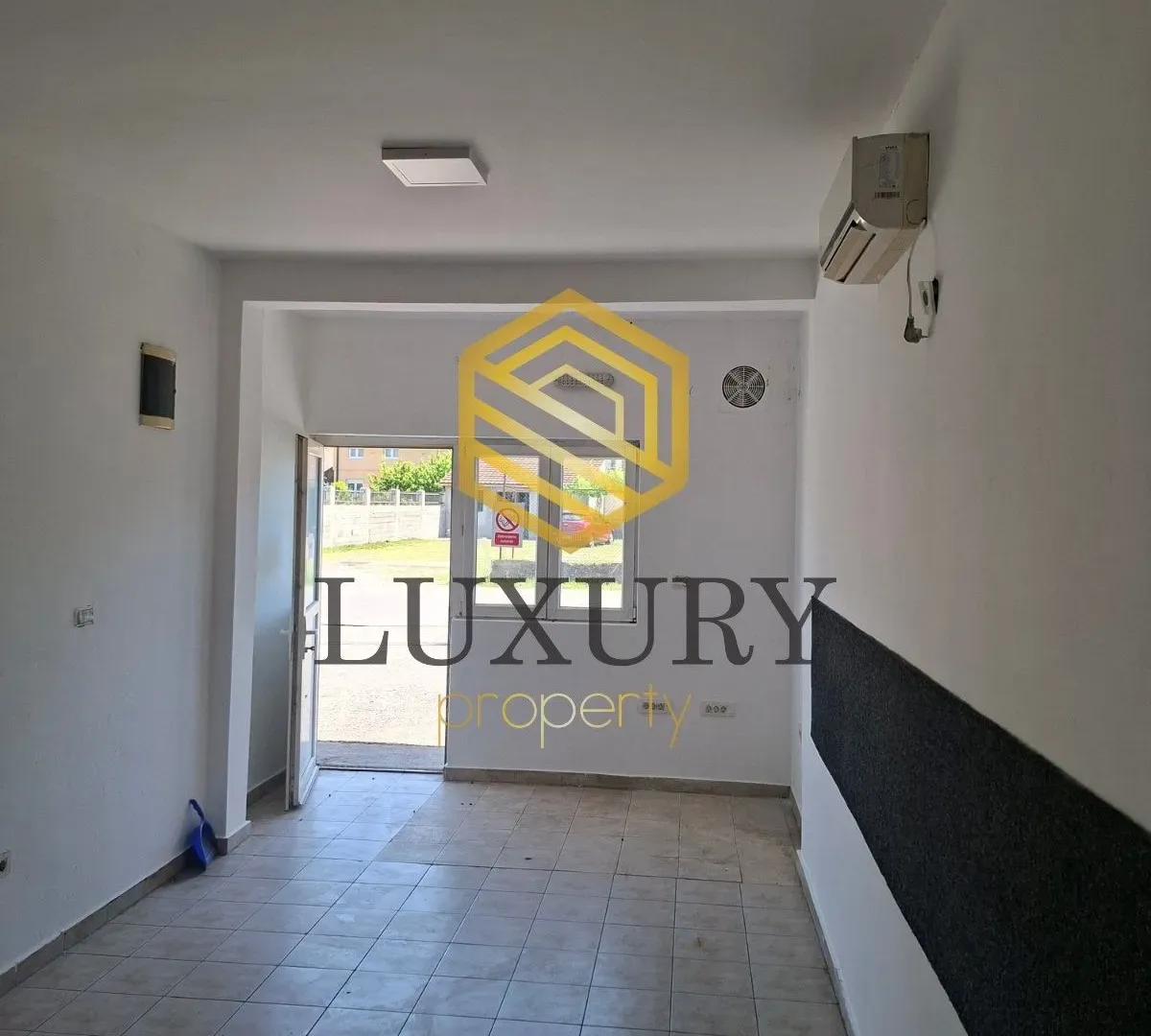 Rent, office space, 30m², Dajbabe, Podgorica