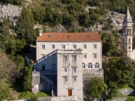 Sale, house, 565m², Perast, Kotor - image 1
