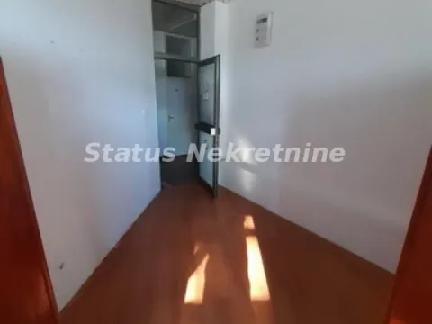 Rent, office space, 26m², Novo naselje, Novi Sad - image 4