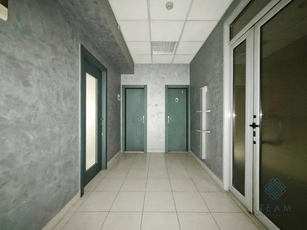 Prodaja, poslovni prostor, 315m², Centar, Podgorica