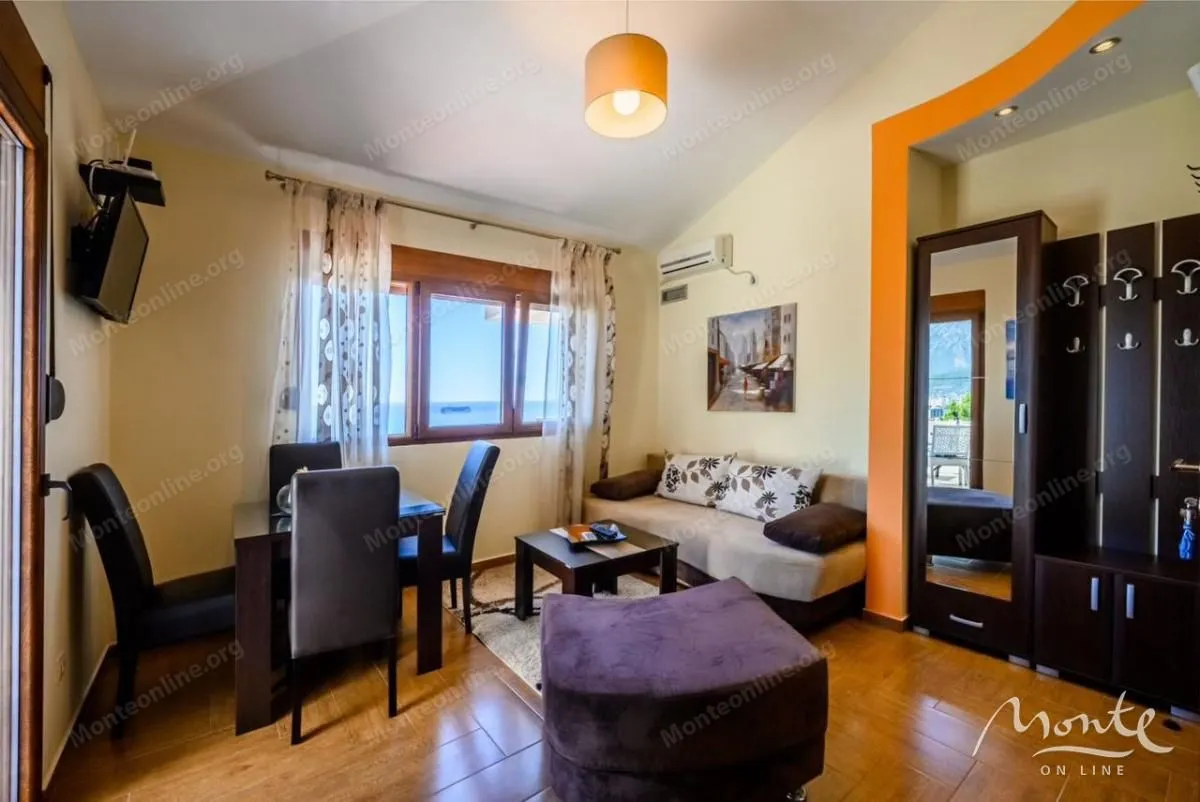 Prodaja, kuća, 252m², Šušanj, Bar