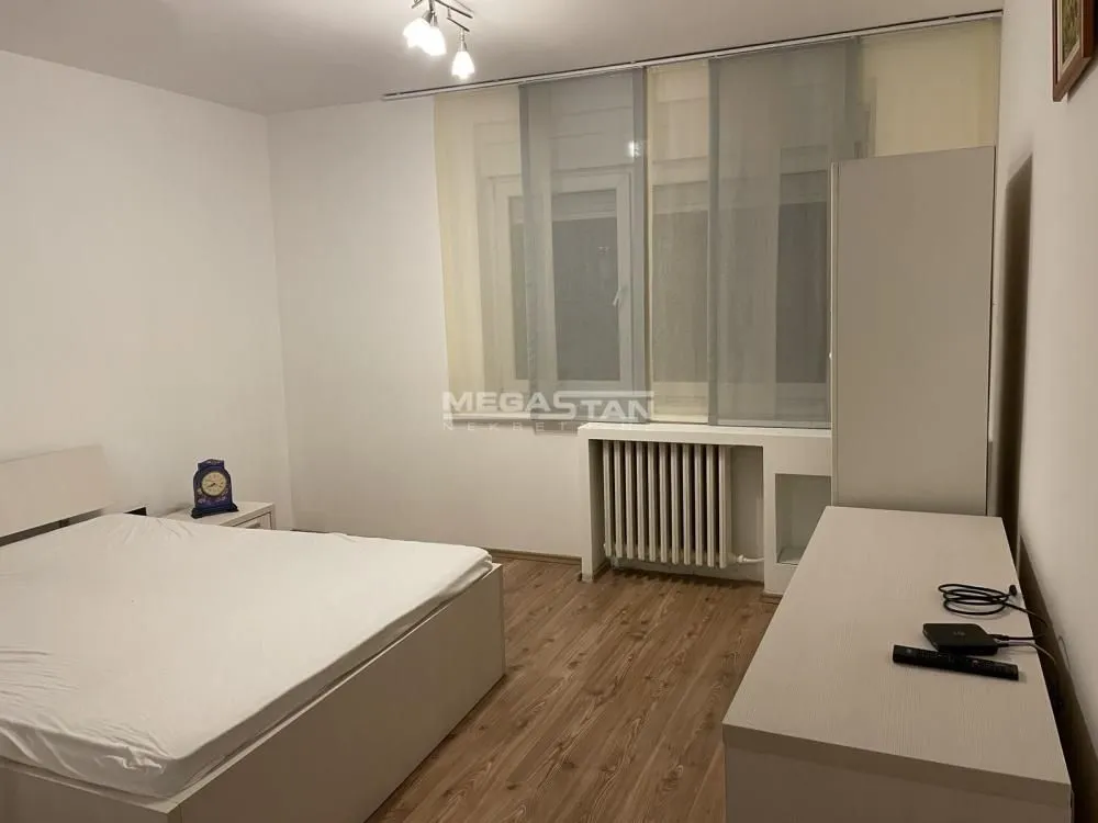 Izdavanje, dvosoban stan, 50m², Savski Venac, Beograd