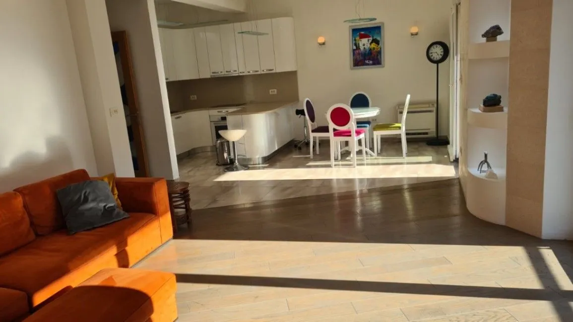 Sale, three bedroom apartment, 108m², Dobrota, Kotor