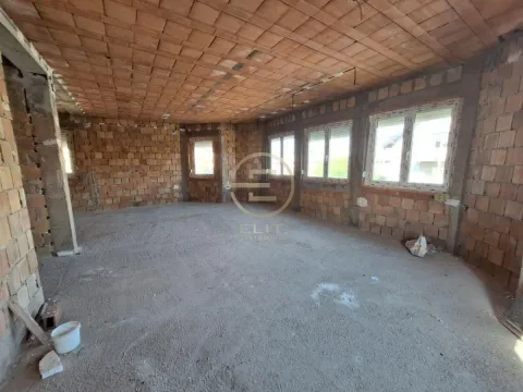 Prodaja, kuća, 360m², Veternik, Novi Sad Sve Podlokacije - image 19