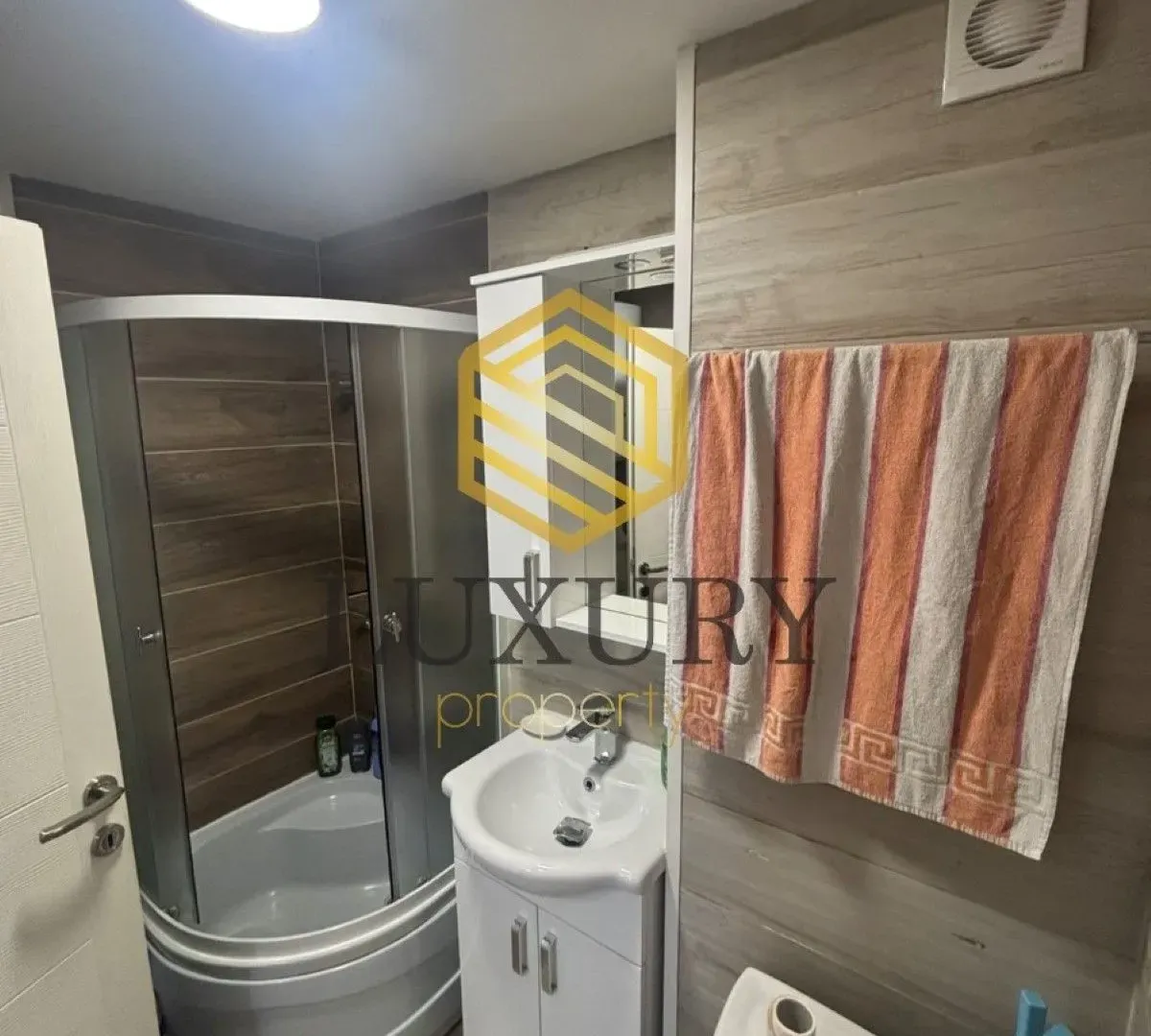 Rent, one bedroom apartment, 46m², Stari Aerodrom, Podgorica