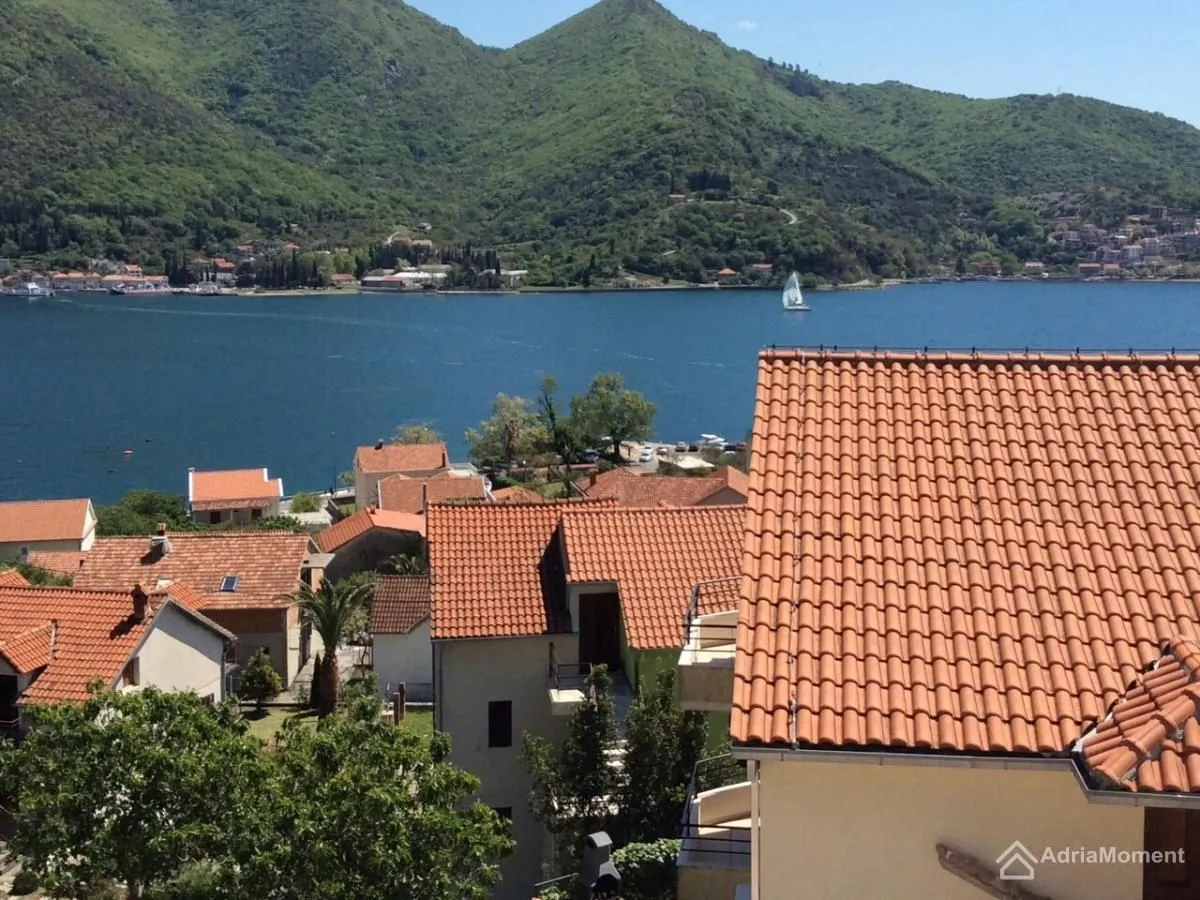 Prodaja, dvosoban stan, 58m², Kamenari, Herceg Novi