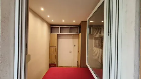 Izdavanje, jednosoban stan, 40m², Stari Grad, Beograd - image 13