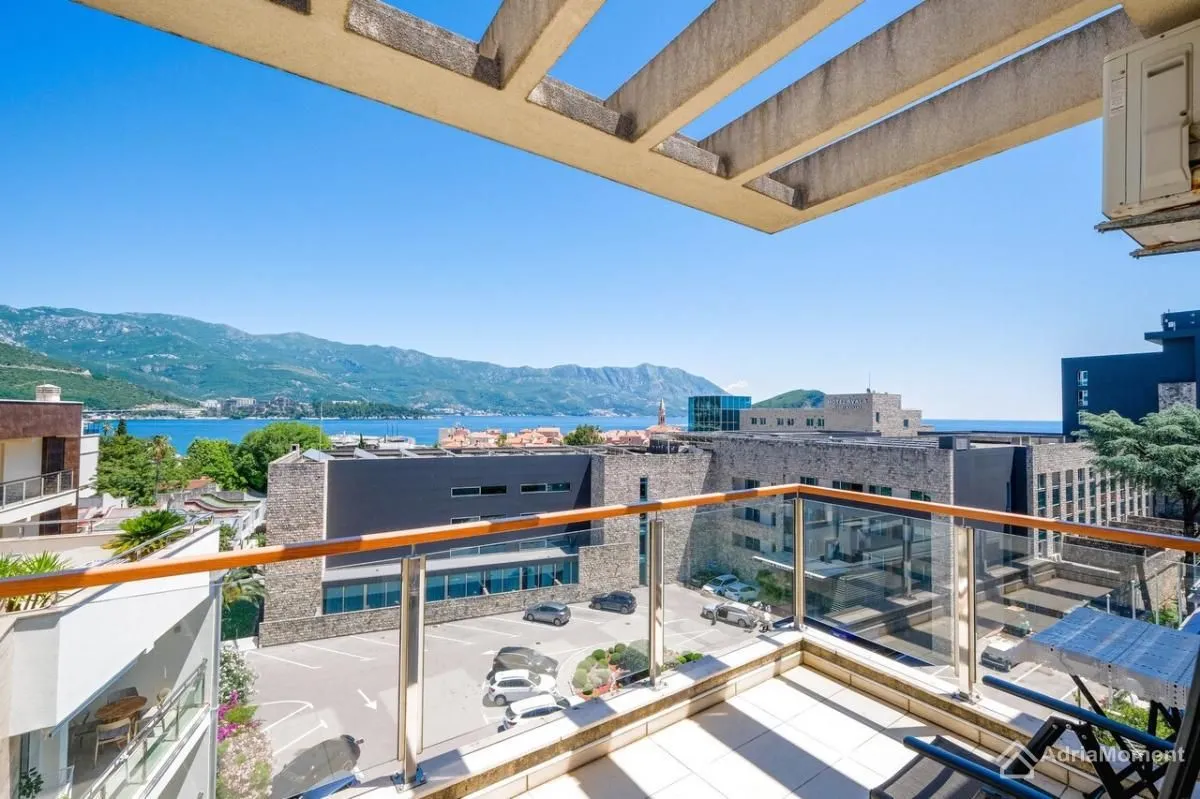 Sale, two bedroom apartment, 75m², Centar, Budva