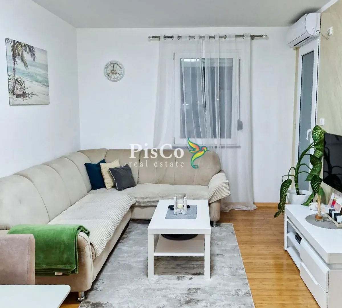 Izdavanje, jednosoban stan, 40m², Pobrežje, Podgorica